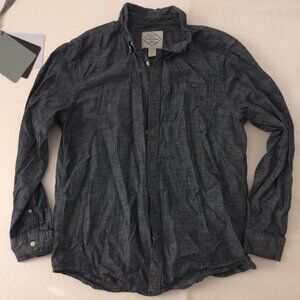 St. Johns Bay Blue Chambray Large Shirt Long Sleeve Button Down